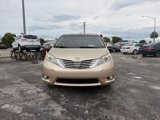 Used 2014 Toyota Sienna XLE image 3