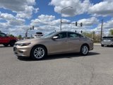 Used 2018 Chevrolet Malibu LT image 3