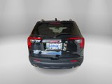 Used 2023 GMC Acadia SLE image 4