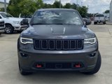 Used 2018 Jeep Grand Cherokee Trailhawk w/ Trailhawk Luxury Group image 2