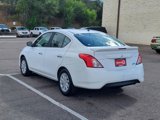 Used 2016 Nissan Versa SV image 3