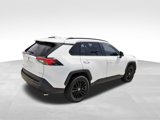 Used 2019 Toyota RAV4 XLE image 4