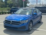Used 2024 Volkswagen Jetta SE image 4