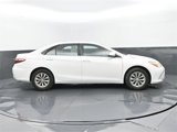 Used 2015 Toyota Camry LE image 2