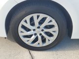 Used 2019 Toyota Corolla LE image 5