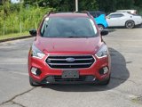 Used 2018 Ford Escape SE w/ SE Sport Appearance Package image 2