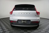 Used 2020 Volvo XC40 T4 Momentum w/ Protection Package Premier image 4