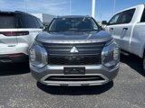 Used 2022 Mitsubishi Outlander SEL image 2