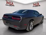 Used 2017 Dodge Challenger SXT image 3