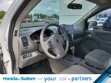 Used 2017 Nissan Frontier SV image 2