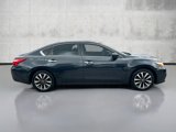 Used 2017 Nissan Altima 2.5 SV image 4