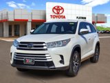 Used 2019 Toyota Highlander LE image 2