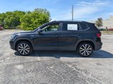 Used 2024 Volkswagen Taos SE image 4