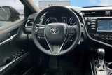 Used 2018 Toyota Camry SE image 5