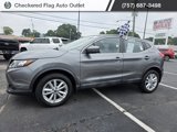Used 2019 Nissan Rogue Sport S image 2