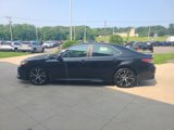 Used 2018 Toyota Camry SE w/ Moonroof Package image 4
