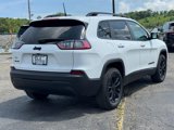 Used 2023 Jeep Cherokee Altitude Lux image 3