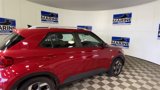Used 2022 Hyundai Venue SEL w/ Cargo Package image 2