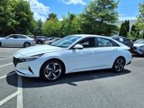Certified 2023 Hyundai Elantra SEL w/ Convenience Package image 2