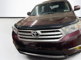 Used 2012 Toyota Highlander SE w/ Tow Pkg image 2