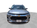 Used 2025 Chevrolet TrailBlazer LT image 3