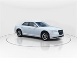 Used 2023 Chrysler 300 Touring image 2
