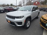 Certified 2023 Jeep Grand Cherokee Laredo image 3