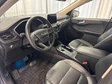 Used 2020 Ford Escape Titanium image 3