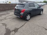 Used 2018 Chevrolet Trax LT w/ LT Convenience Package image 4