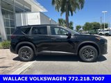 Used 2023 Nissan Rogue S image 5