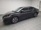 Used 2024 Nissan Sentra SV w/ SV Premium Package image 2