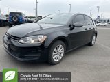 Used 2015 Volkswagen Golf S image 2