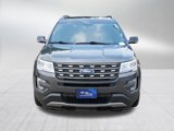 Certified 2017 Ford Explorer XLT image 2