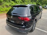 Used 2018 Volkswagen Tiguan SEL image 3