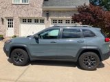 Used 2014 Jeep Cherokee Trailhawk w/ Comfort/Convenience Group image 2