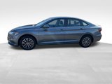 Used 2019 Volkswagen Jetta SE image 2