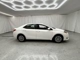 Used 2018 Toyota Corolla LE image 2