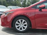 Used 2021 Toyota Corolla LE image 2