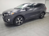 Used 2017 Kia Sorento EX image 2