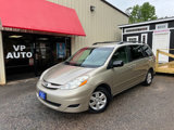 Used 2010 Toyota Sienna LE image 2