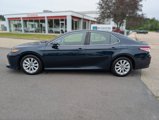 Used 2019 Toyota Camry LE image 2