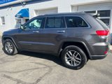 Used 2018 Jeep Grand Cherokee Limited image 2