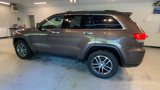 Used 2017 Jeep Grand Cherokee Limited image 5