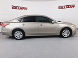 Used 2015 Nissan Altima 2.5 S w/ Display Audio Package image 5