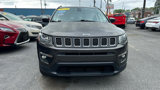Used 2018 Jeep Compass Latitude w/ Cold Weather Group image 2
