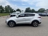 Used 2020 Kia Sportage LX w/ LX Popular Package image 2