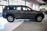 Used 2023 Jeep Grand Cherokee Limited image 4