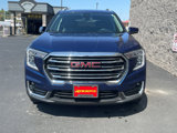 Used 2023 GMC Terrain SLT image 3