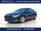 Certified 2023 Hyundai Elantra SE image 1