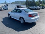 Used 2010 Mitsubishi Galant ES image 4